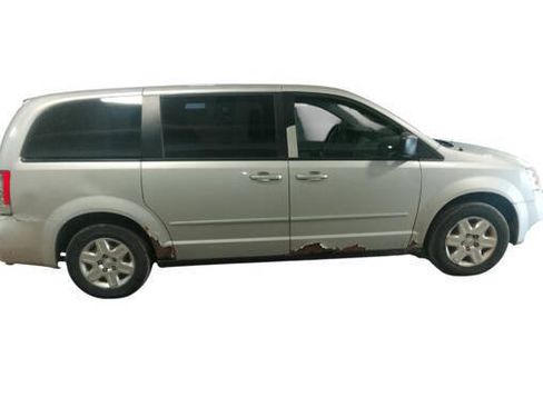 Used 2010 Dodge Grand Caravan SE FWD image 7