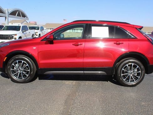 Used 2025 Cadillac XT4 Sport image 8