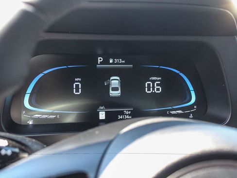 Certified 2025 Hyundai Elantra Sport FWD image 27