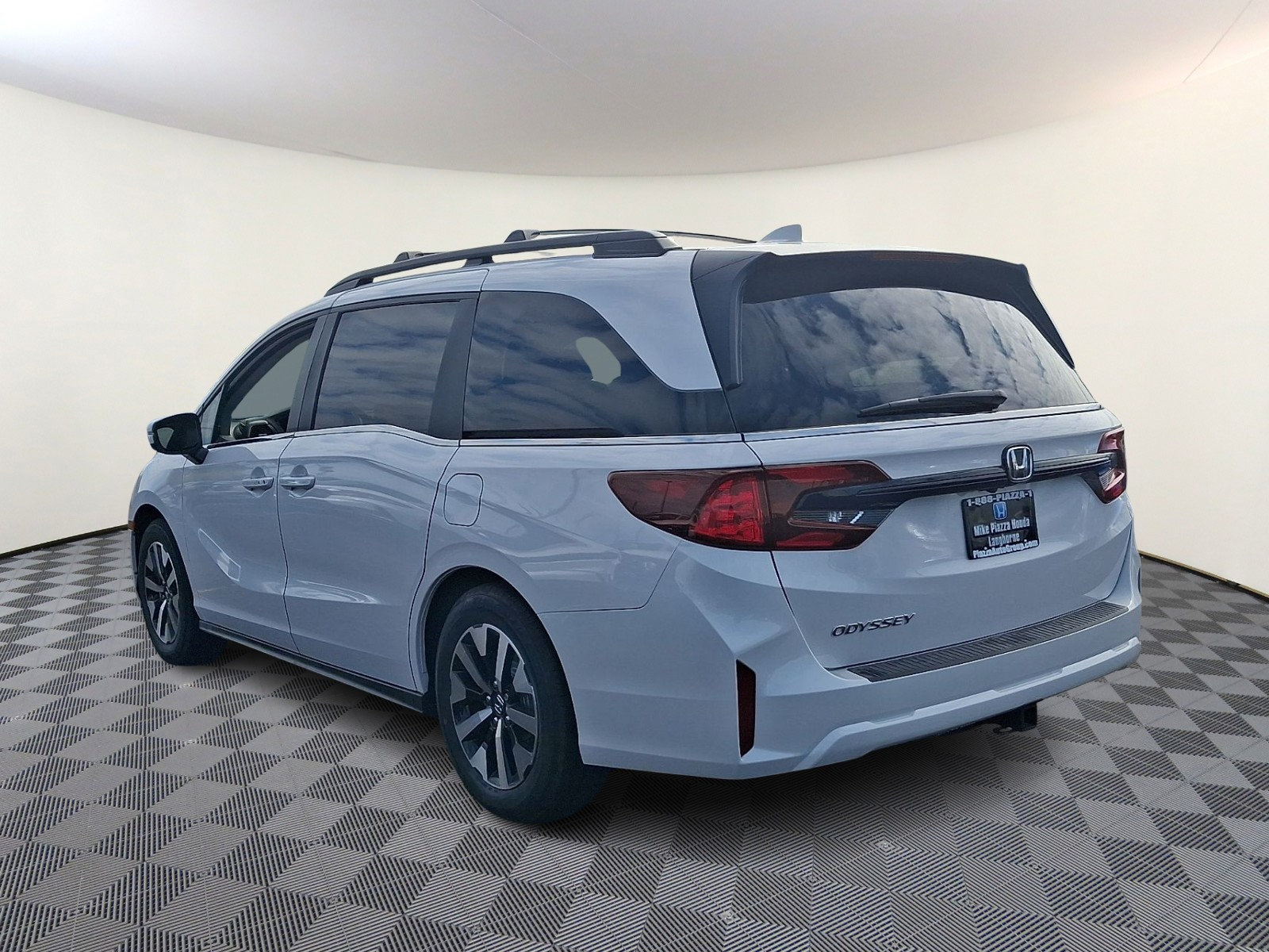 New 2026 Honda Odyssey EX-L image 3