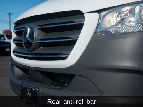 Used 2025 Mercedes-Benz Sprinter 2500 image 18