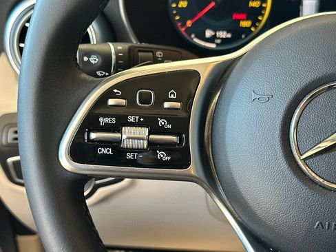 Certified 2022 Mercedes-Benz GLC 300 4MATIC image 32
