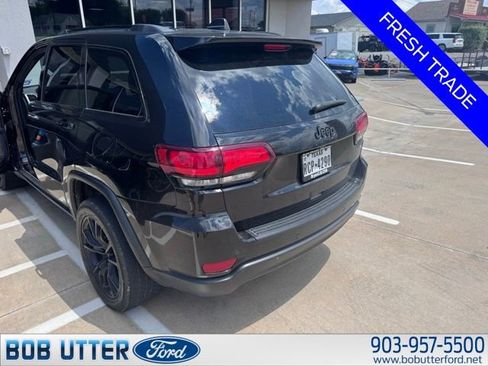 Used 2021 Jeep Grand Cherokee Freedom Edition RWD image 4