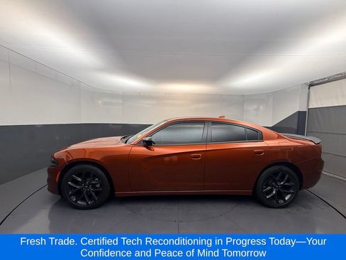 Used 2023 Dodge Charger SXT w/ Plus Group RWD image 2