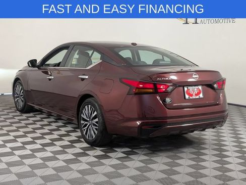 Used 2025 Nissan Altima 2.5 SV FWD image 6