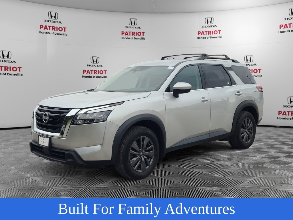 Used 2024 Nissan Pathfinder SV AWD/4WD image 1
