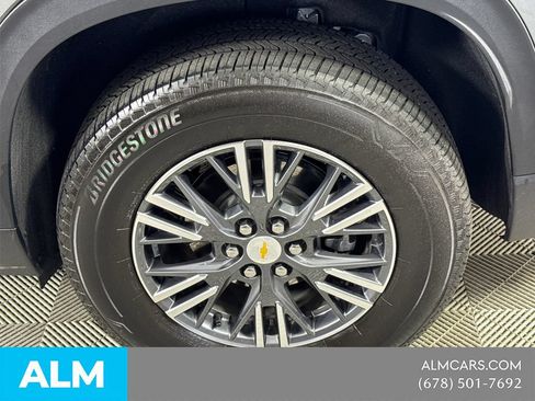 Used 2026 Chevrolet Traverse LT w/ Driver Confidence Package FWD image 22