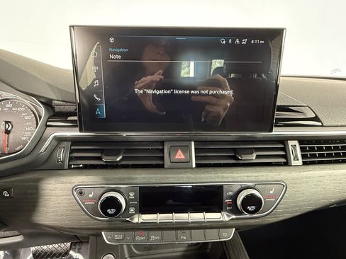 Used 2023 Audi A4 2.0T Premium w/ Convenience Package image 19