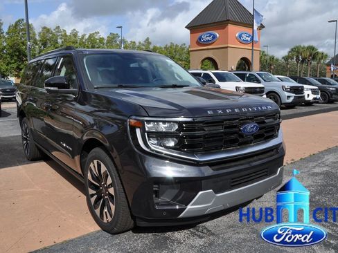 New 2026 Ford Expedition Max Platinum w/ Driver's Package AWD/4WD image 7
