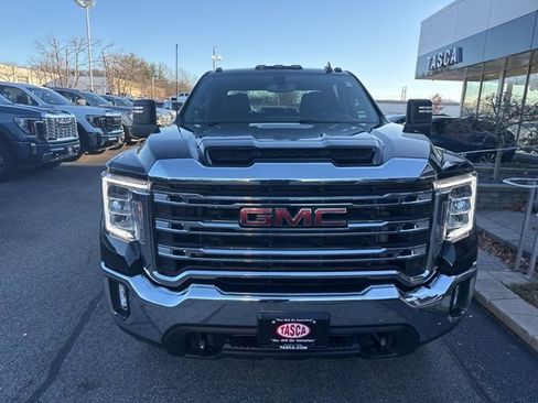 Used 2021 GMC Sierra 3500 SLE w/ SLE Convenience Package image 2