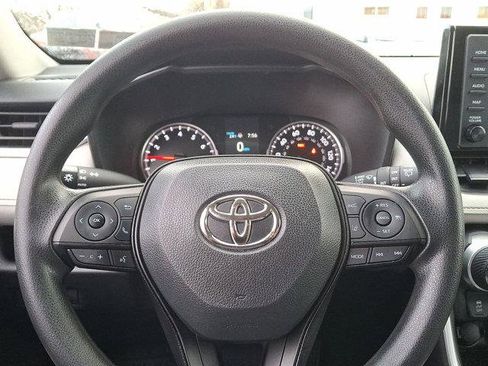 Certified 2022 Toyota RAV4 XLE image 17