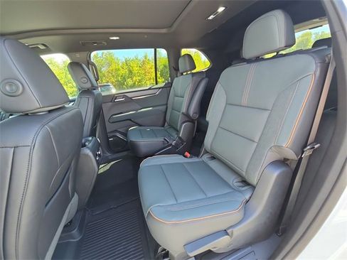 New 2026 GMC Acadia AT4 w/ LPO, Floor Liner Package image 26