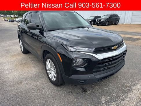 Used 2021 Chevrolet TrailBlazer LS image 1