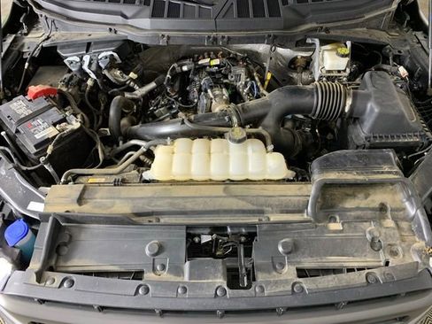 Used 2022 Ford F150 Lariat AWD/4WD image 37