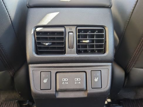 Used 2019 Subaru Outback 2.5i Limited w/ Popular Package #2 image 16