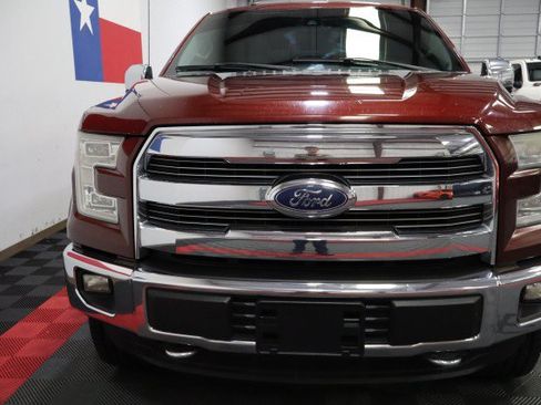 Used 2016 Ford F150 Lariat w/ Equipment Group 502A Luxury AWD/4WD image 4