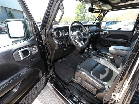 Used 2023 Jeep Wrangler Unlimited Rubicon 4xe w/ Cold Weather Group image 10