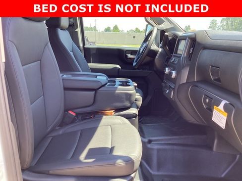 New 2025 GMC Sierra 3500 Pro w/ Convenience Package AWD/4WD image 24