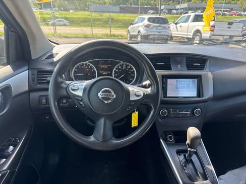 Used 2019 Nissan Sentra S FWD image 13
