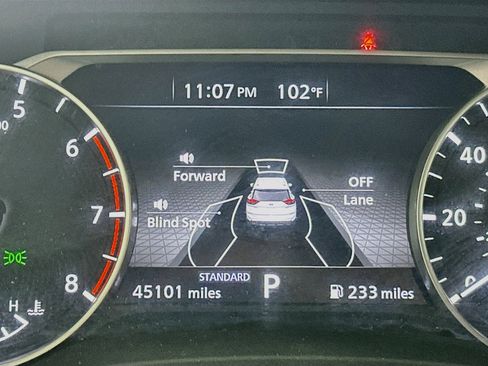 Used 2024 Nissan Rogue SV FWD image 19