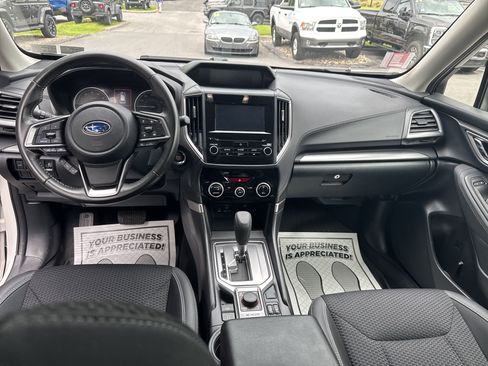 Used 2022 Subaru Forester Premium image 14