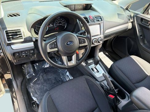 Used 2018 Subaru Forester 2.5i Premium AWD/4WD image 4