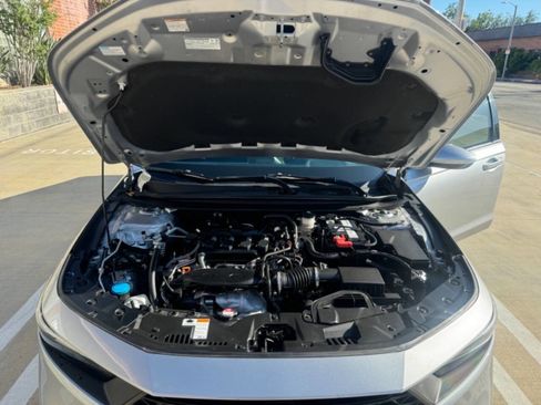 Used 2023 Honda Accord EX image 14