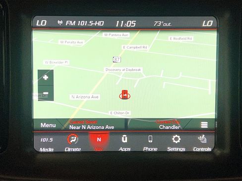 Used 2022 Dodge Challenger SXT w/ Plus Package RWD image 9