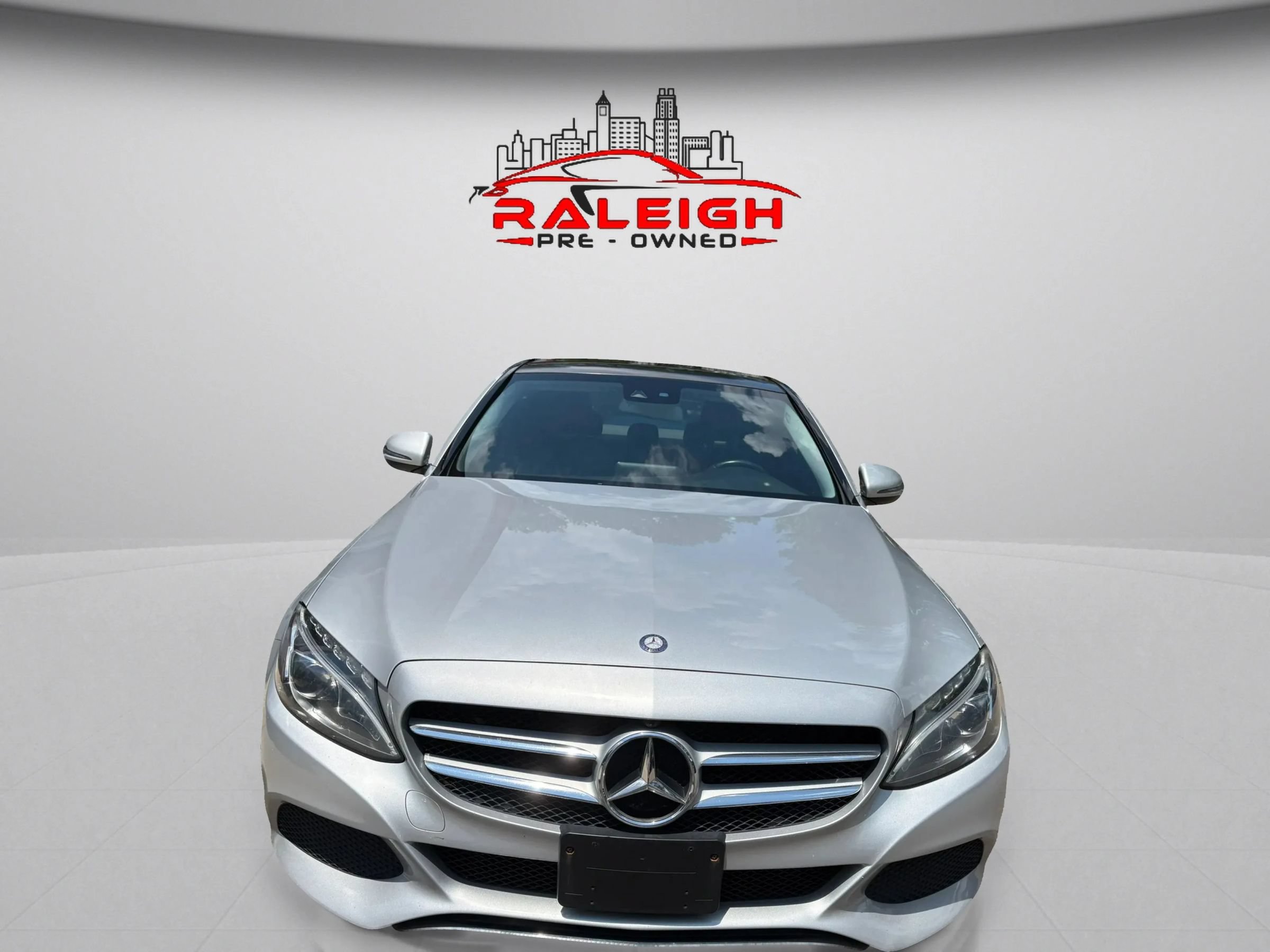 Used 2016 Mercedes-Benz C 300 4MATIC Sedan image 3