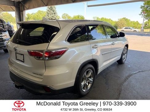 Used 2016 Toyota Highlander Limited Platinum AWD/4WD image 5