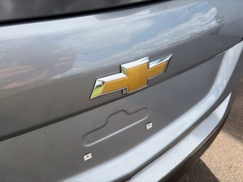 Used 2023 Chevrolet Equinox LS FWD image 46