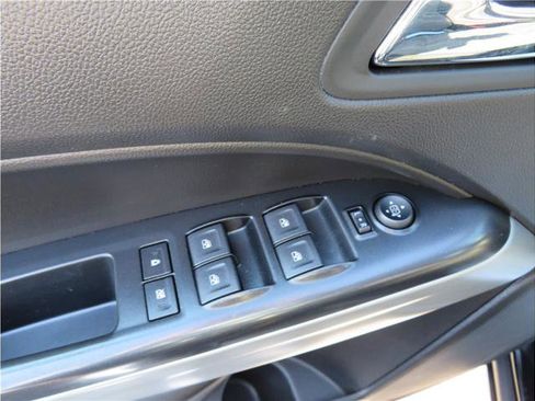 Used 2016 Chevrolet Colorado LT w/ Midnight Edition image 12