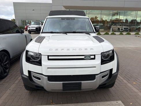 Used 2020 Land Rover Defender 110 SE image 10