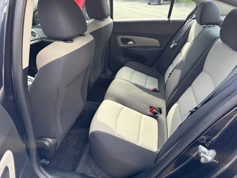 Used 2016 Chevrolet Cruze LS FWD image 20