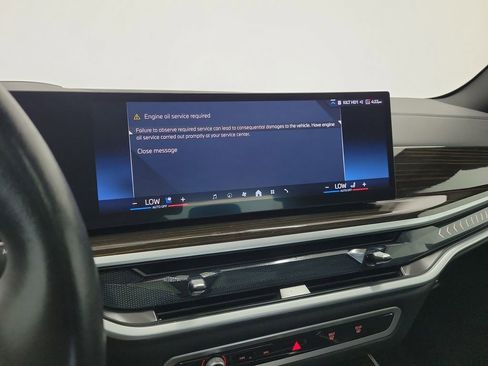 Used 2025 BMW X5 xDrive50e AWD/4WD image 28