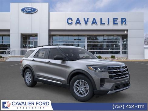 Used 2025 Ford Explorer Active image 7