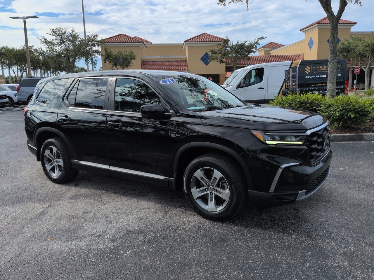Used 2023 Honda Pilot EX-L image 1
