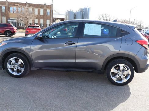 Used 2020 Honda HR-V LX image 8