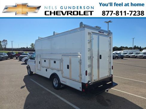 New 2025 Chevrolet Express 3500 w/ Power Convenience Package RWD image 4