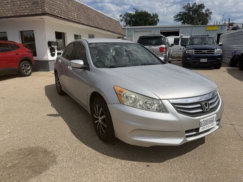 Used 2012 Honda Accord LX image 8