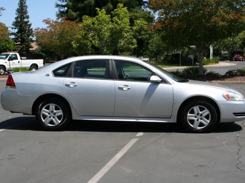 Used 2009 Chevrolet Impala LS image 4