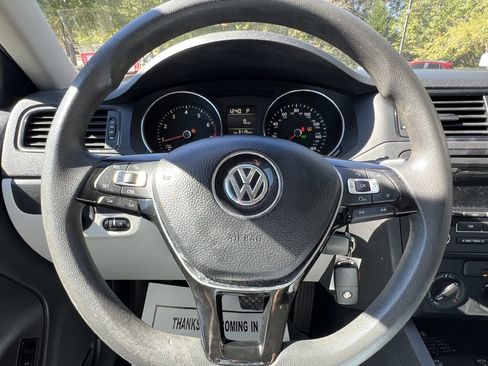 Used 2015 Volkswagen Jetta S FWD image 13