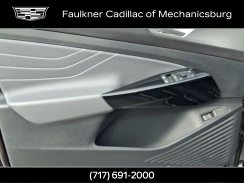 Used 2023 Volkswagen ID.4 Pro image 12