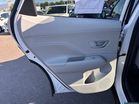 Certified 2024 Hyundai Kona Limited AWD/4WD image 28