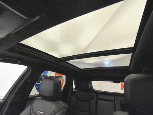 Used 2024 Cadillac XT5 Premium Luxury FWD image 32