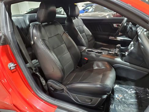 Used 2020 Ford Mustang Premium RWD image 13