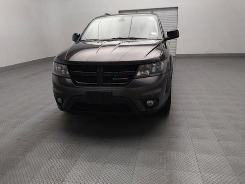 Used 2019 Dodge Journey SE w/ Blacktop Package image 15