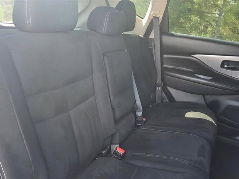 Used 2020 Nissan Murano SV image 23