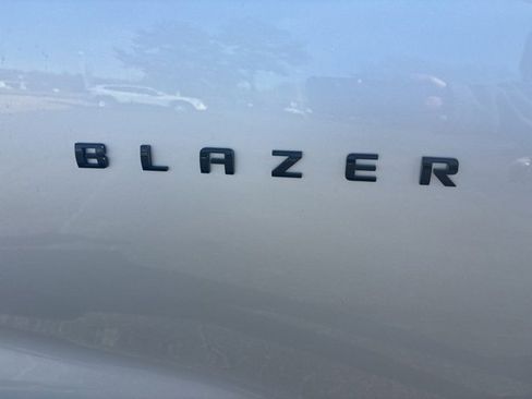 Used 2021 Chevrolet Blazer LT image 6