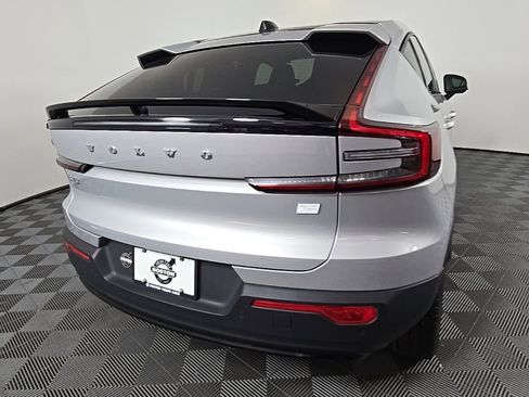 Certified 2023 Volvo C40 P8 Recharge Ultimate image 9